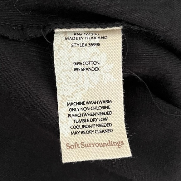 NWT Soft Surroundings Women’s Ankle Length Button Ankle Leggings Black Petite XS - Picture 10 of 10